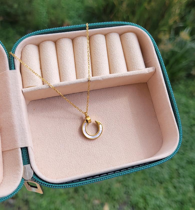 Hook necklace  image