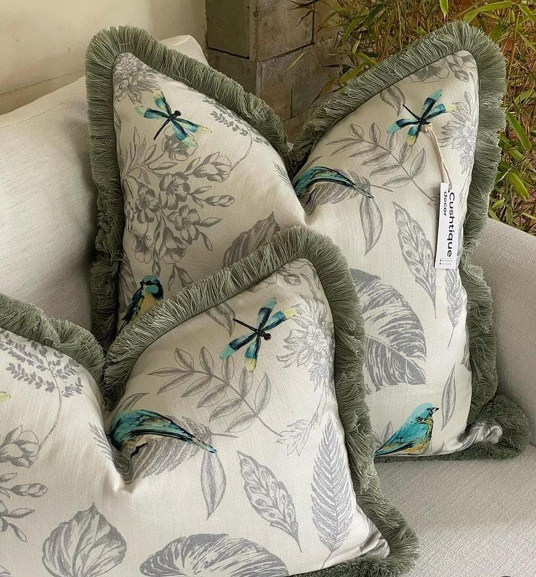 SONG.BIRD CUSHION paired with brushed fringe trim image