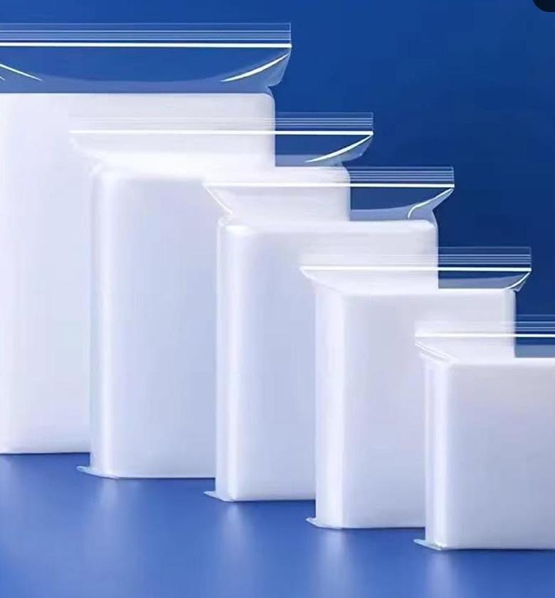 Heavy duty reusable ziplock bags. 25pcs per pack. image