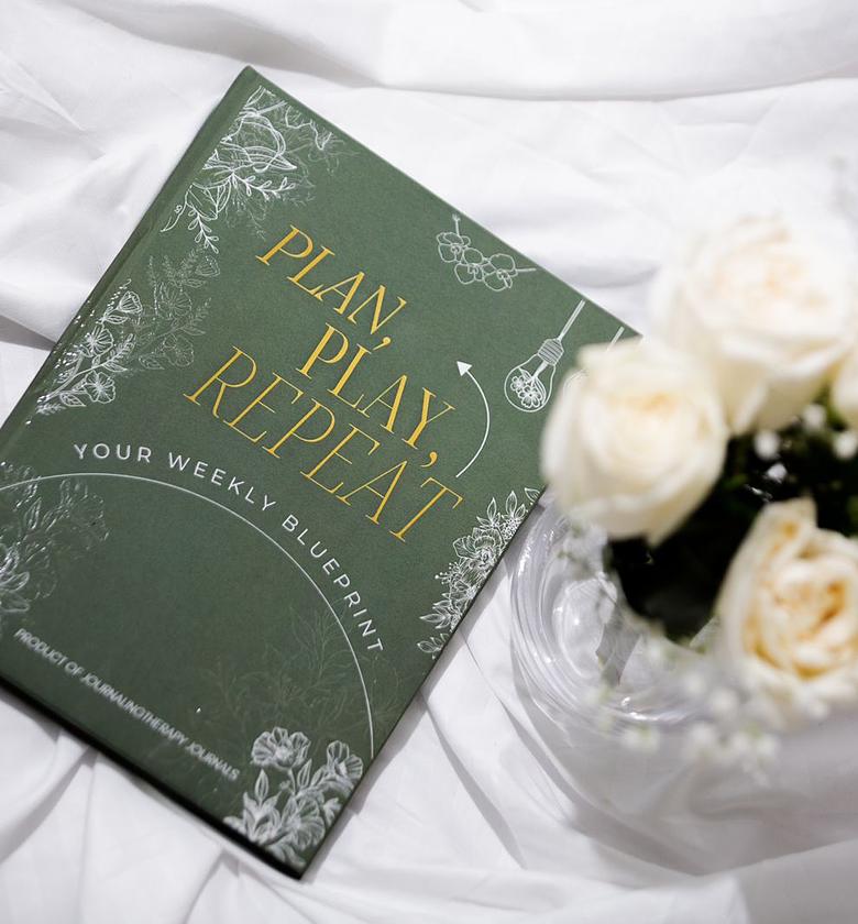 Old Gel Pen + Weekly Planner Set image