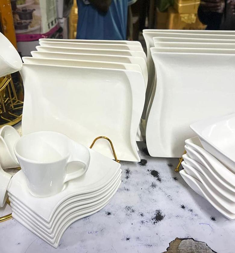 DINNER SET. 30 pcs  novel  ceramic dinner set image
