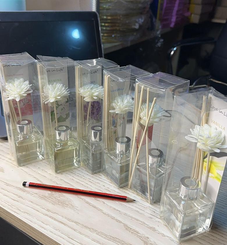 Reed diffuser  with 50ml long lasting  essential oil now   Available IN 6 scents, ROSE, VANILLA ,SHANGRI-LA, JASMINE, LAVENDER,CHERRY BLOSSOMS  comes in different varieties and scents  Ideal for home,offices,toilets, bathrooms e.t.c image