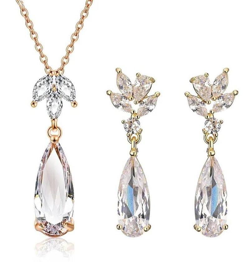Cubic Zirconia sparkle set image