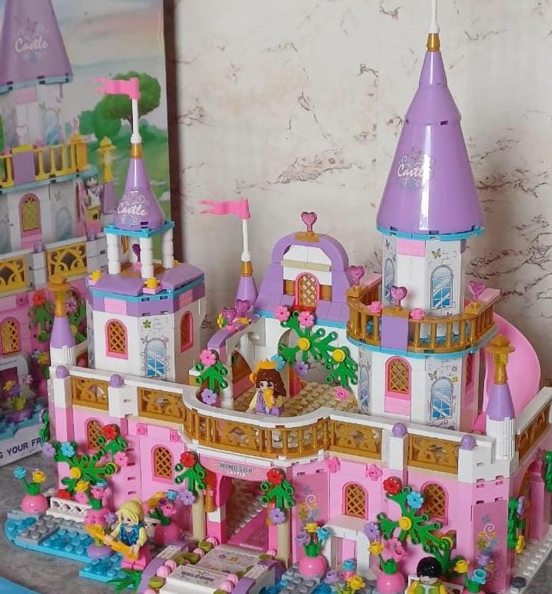 Building Legos Castle Multicolor Big Building Toy Set Compatible Classic Blocks Suitable for kids Age 3Years and above image