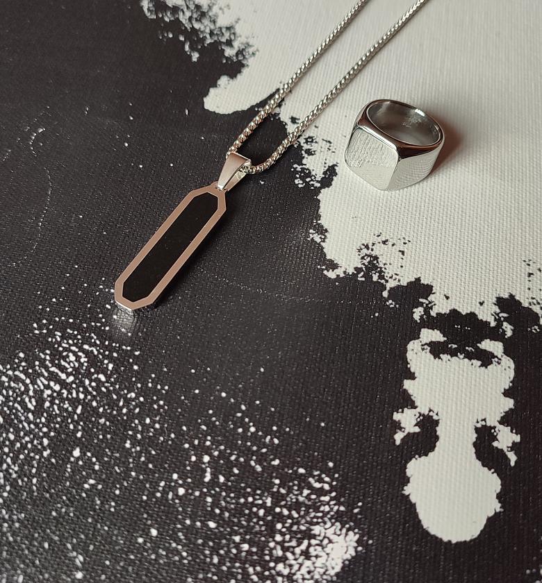 Dess Necklace  image