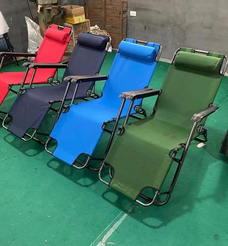 Camping Chair. Zero Gravity Portable Outdoor Camping Patial Chair image