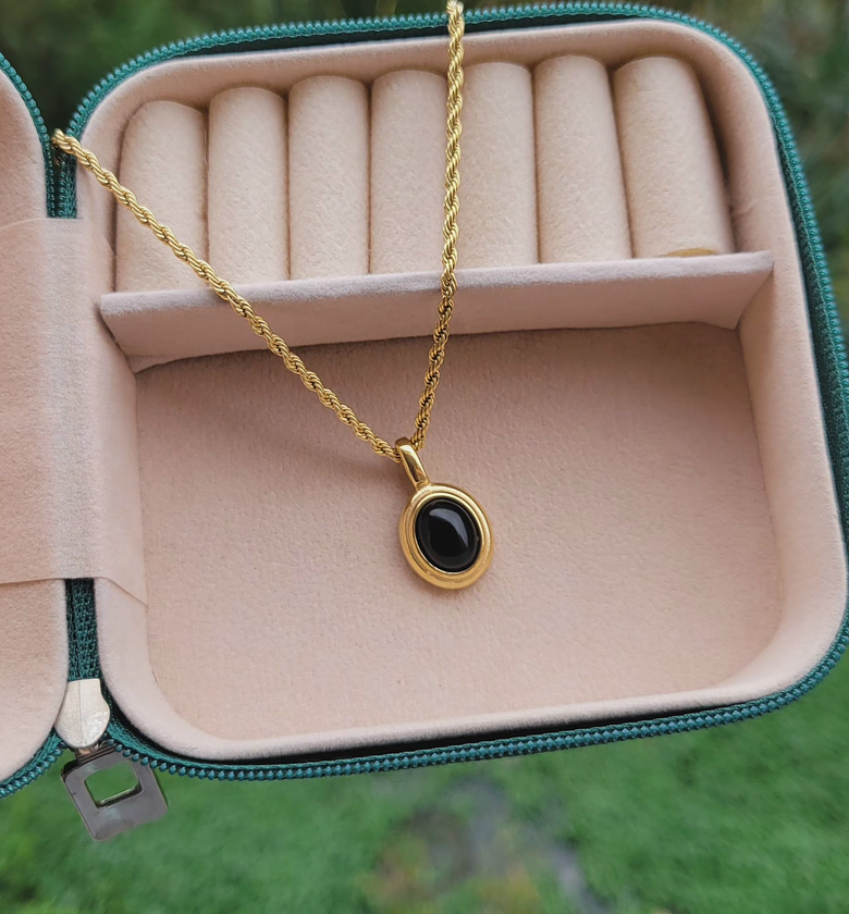 Mideya rope necklace  image