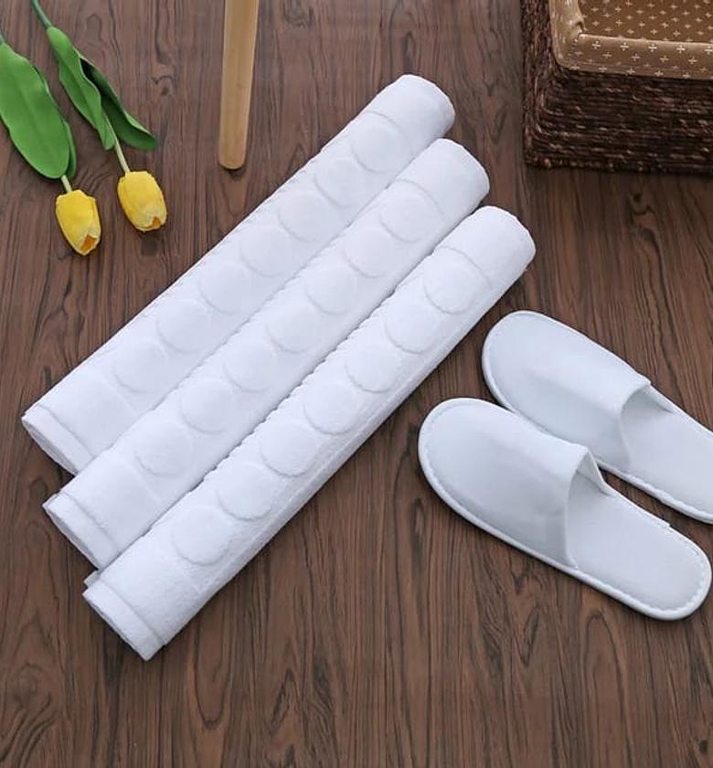 White cotton bathroom mats image