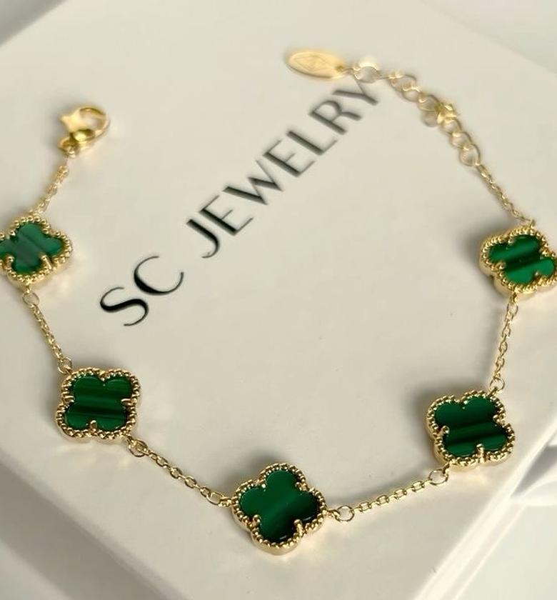 Clover bracelets  image