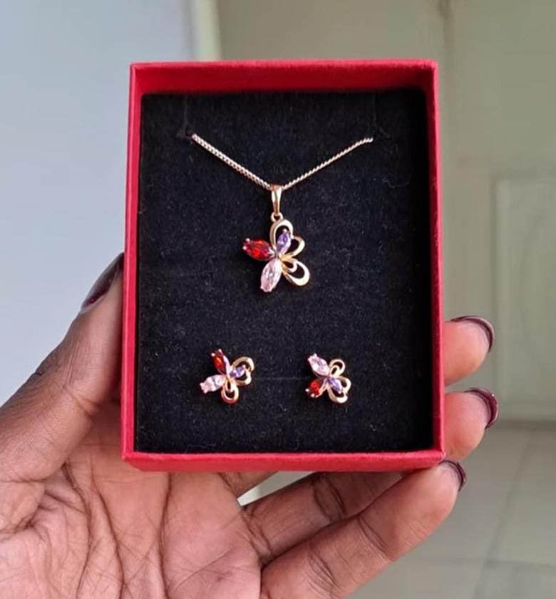 Hypoallergenic, non-tarnish, and anti-fading Gold Coated Necklace and Earrings set image