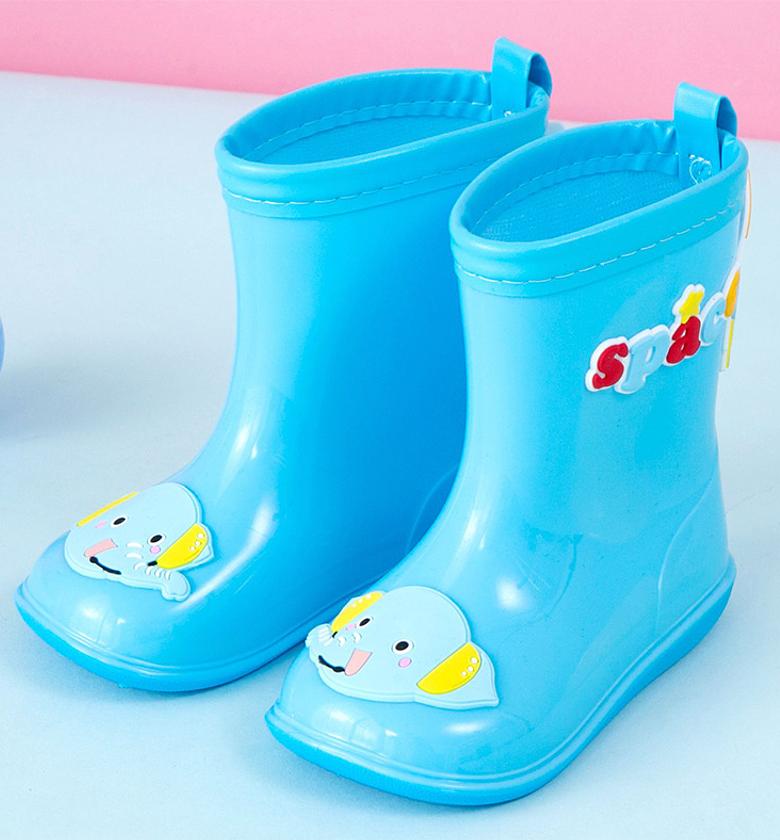 blue elephant wellies image