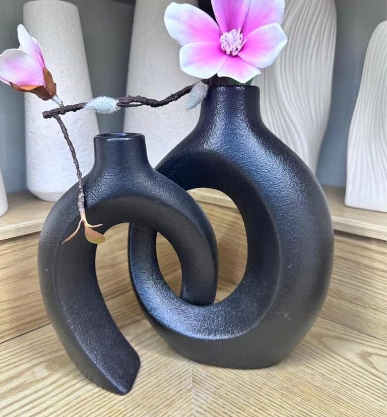 Doughnut nordic vase ○Material: Ceramic image