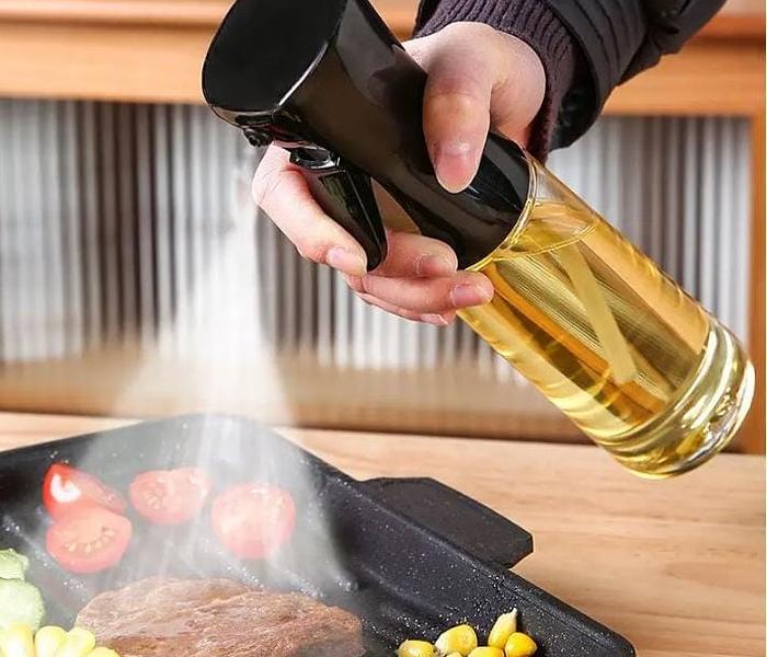 OIL SPRAY BOTTLE SPRINKLER image