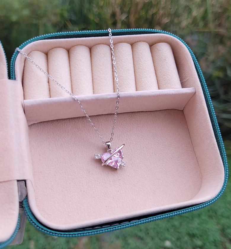 Pink loveheart image