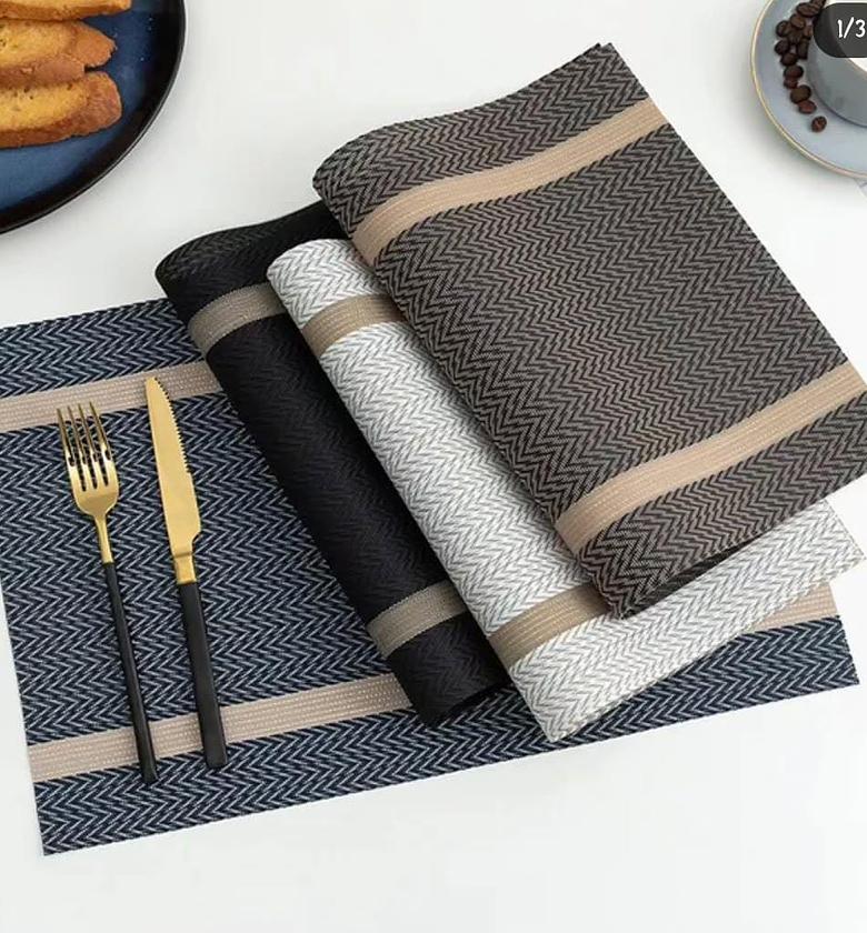 6pcs PVC table mats. image
