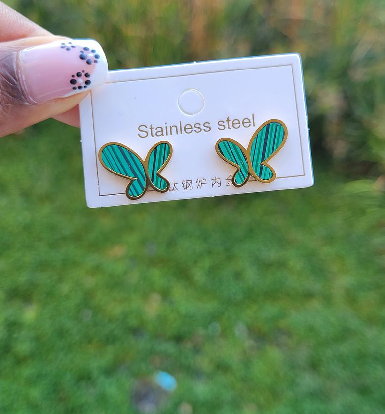 Green butterfly earrings  image