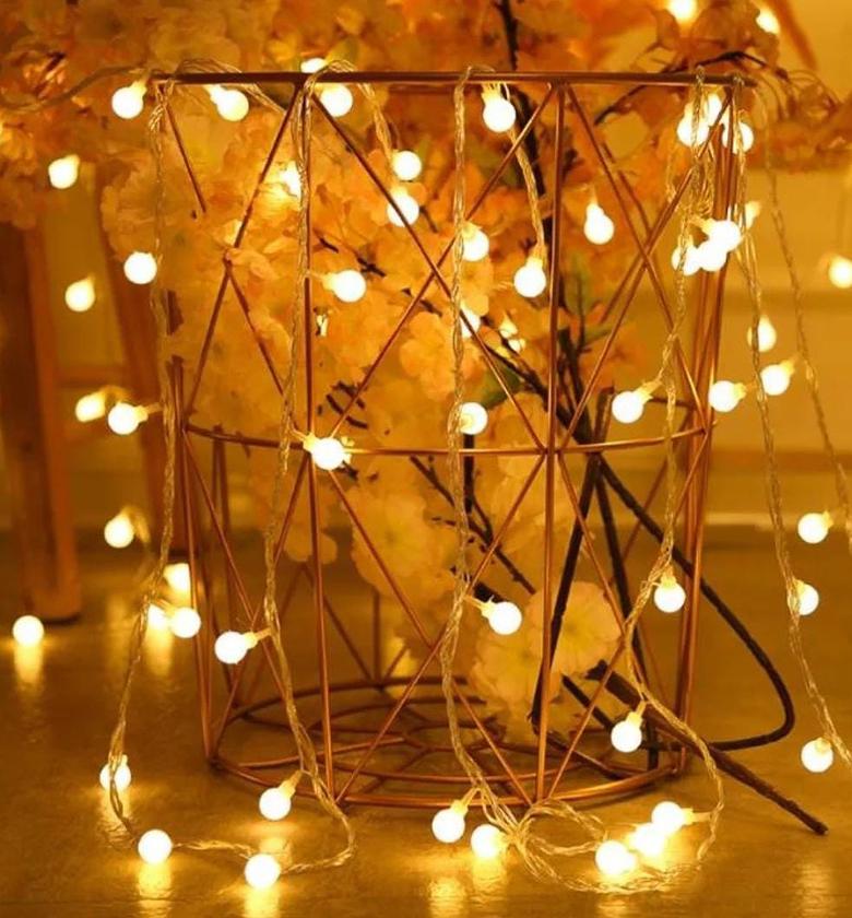 Round shaped christmas lights. image