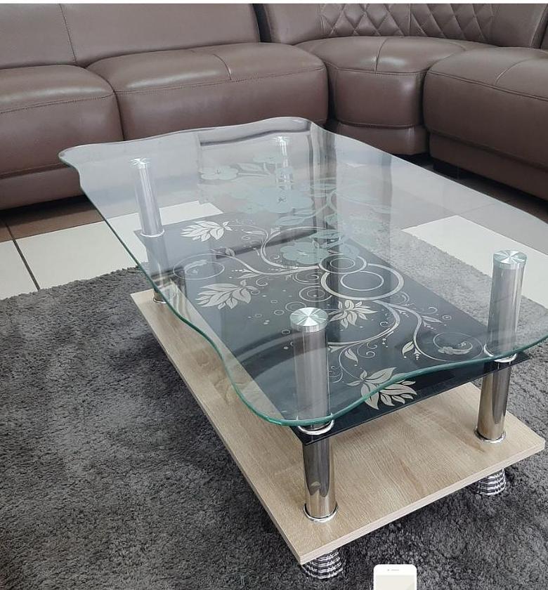 COFFEE TABLE. Executive glass coffee table image