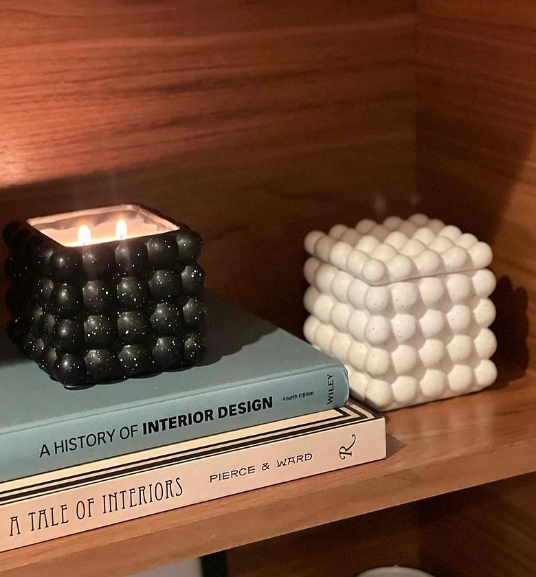 Rosewood & Musk Candles image