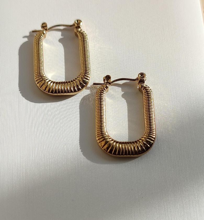 Ripple Hoop Earrings  image
