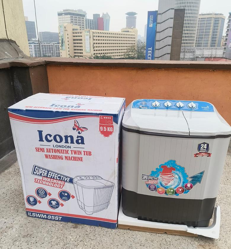 WASHING MACHINE. 9.5kgs icona twin tub washing machine image