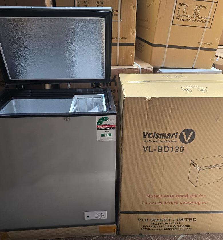 FREEZER. 130 liters Volsmart deep Freezer image