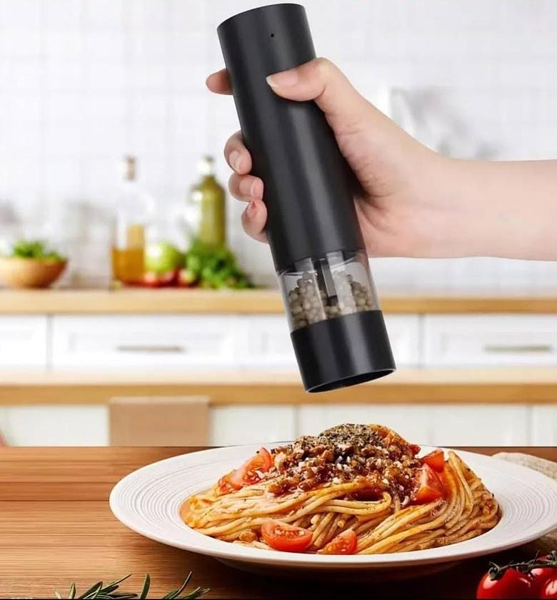 Rechargeable pepper grinder image