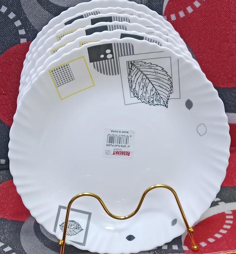 Redberry 6 pc round plates ON OFFER  image