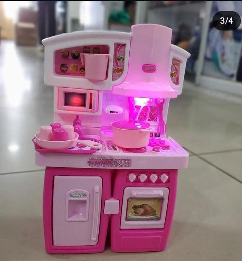 Battery-Powered Kitchen Set – the perfect gift for little chefs! Realistic Cooking Sounds: Sizzle, boil, and fry like a real kitchen! image