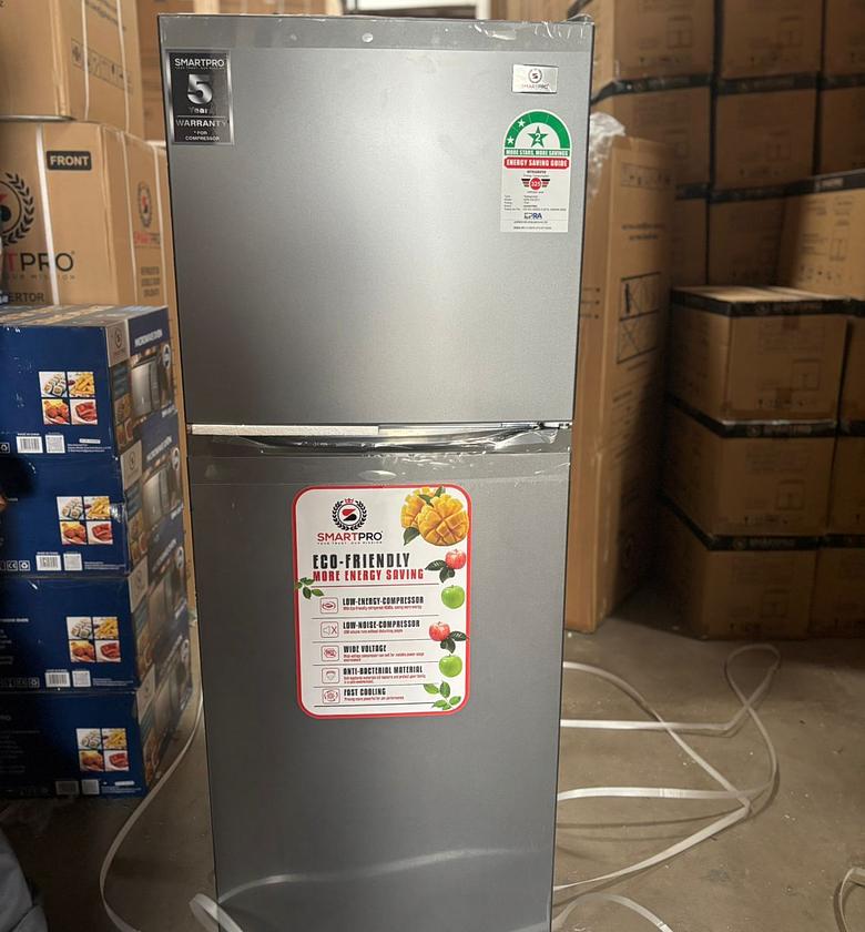 REFRIGERATOR. 212 liters NO FROST  Smart pro double door refrigerator image