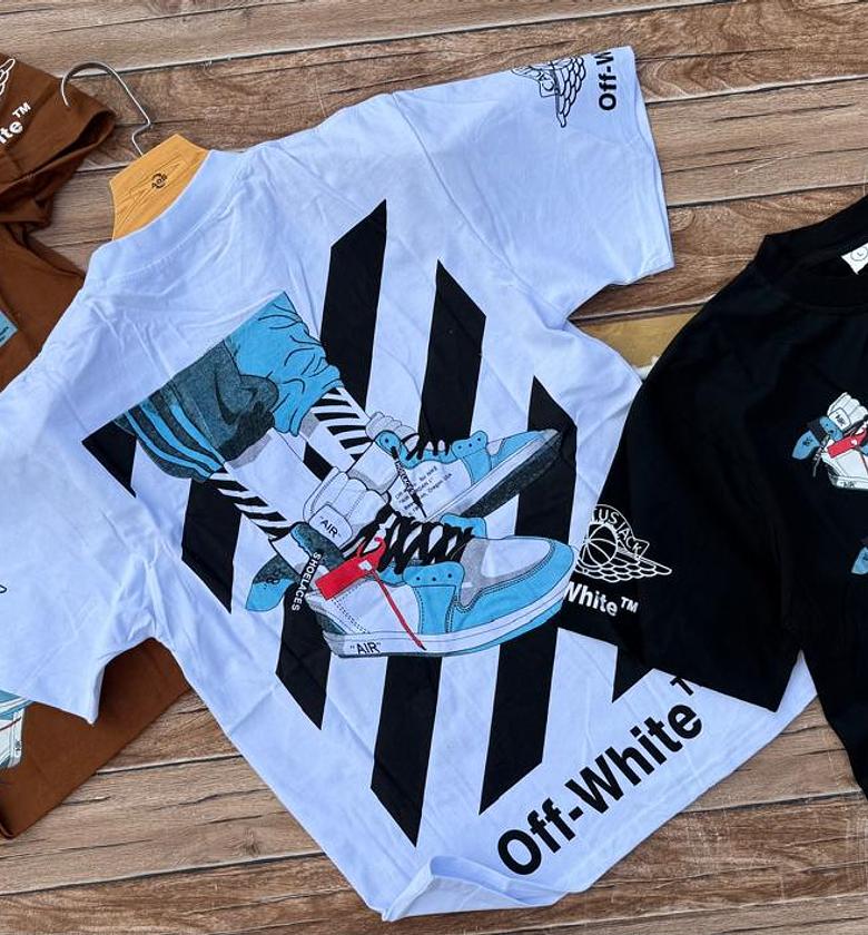 Graphics t-shirt image