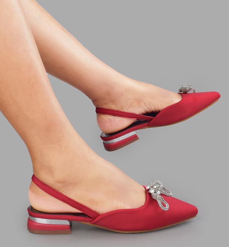 1 inch closed heels image