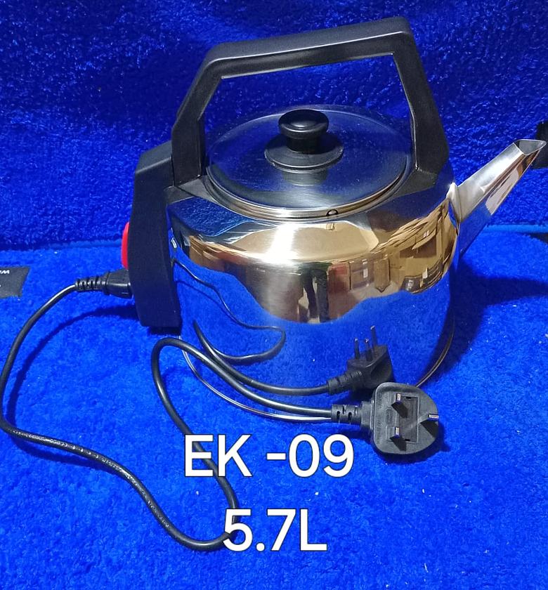 ELECTRIC KETTLE image