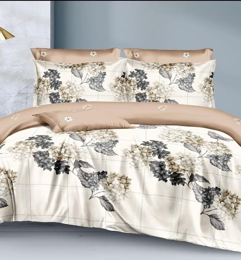 Cotton duvet one sheet two pillowcases image