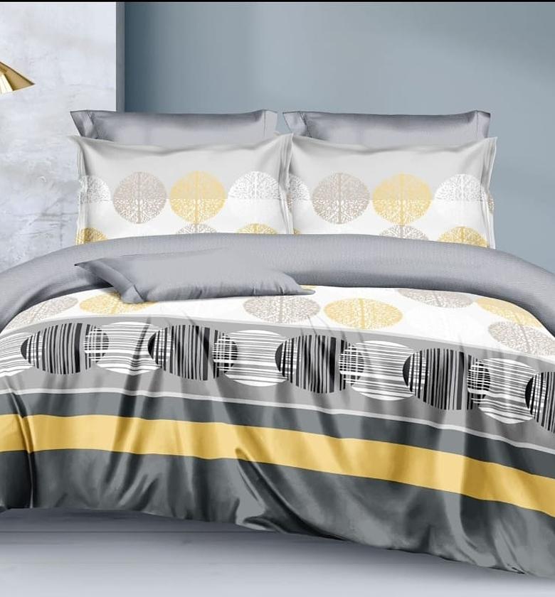 Cotton duvet one sheet two pillowcases  image