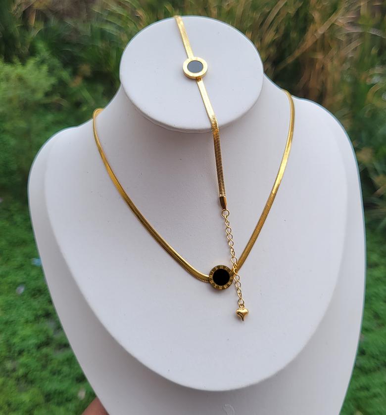 Black circle snake set  image