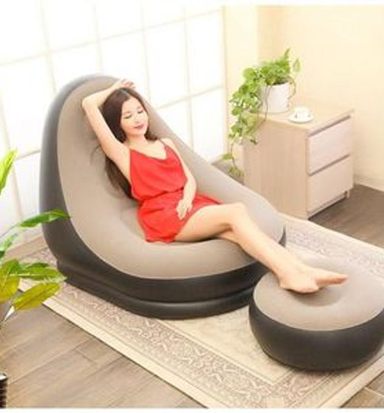 Inflatable Sofa With Foot Rest And A  Manual Pump//super Quality image