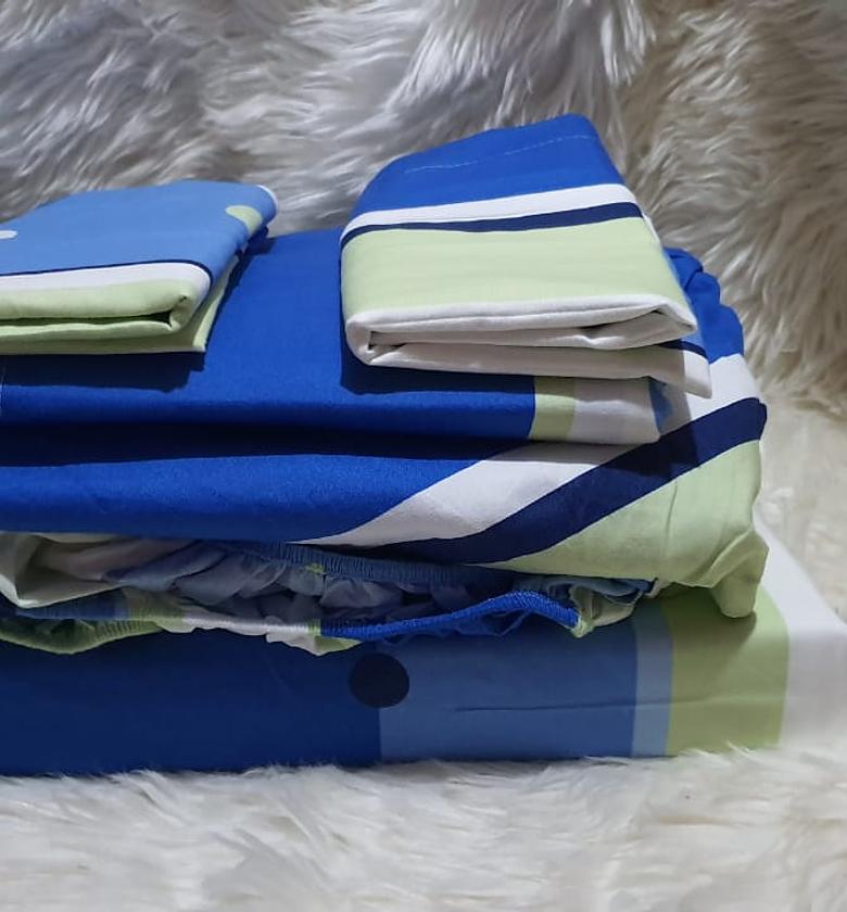 100% cotton 3pc bedsheets Bedsheets: 2pc Pillowcases: 2 pcs Matress cover: 1pc Size: 6×7 image