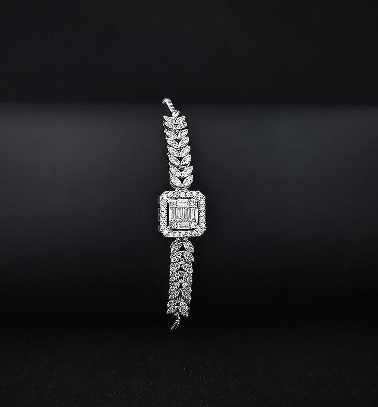 Adjustable luxury bracelets image