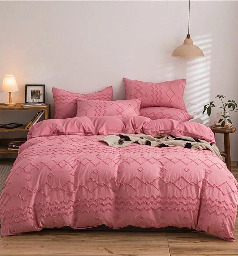 Diamond design duvet cover  size 220cm by 240cm ; 6 by 6/6 by 7   image