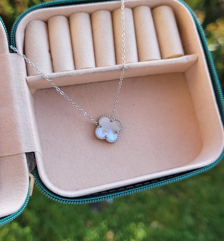 White silver necklace  image