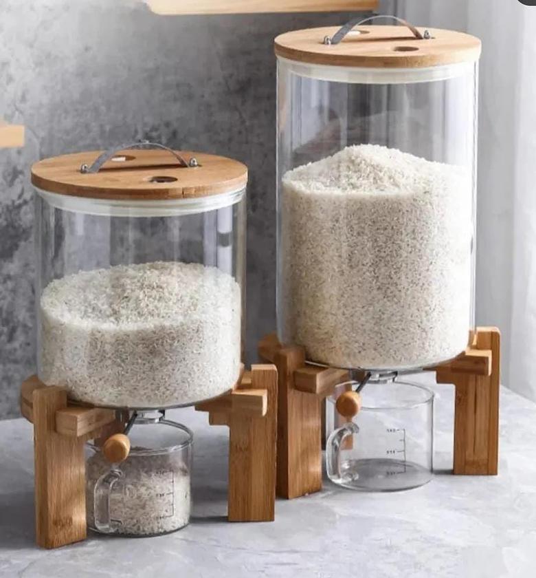High Borosilicate Food Storage Glass tank with Bamboo wooden lid and stand. image