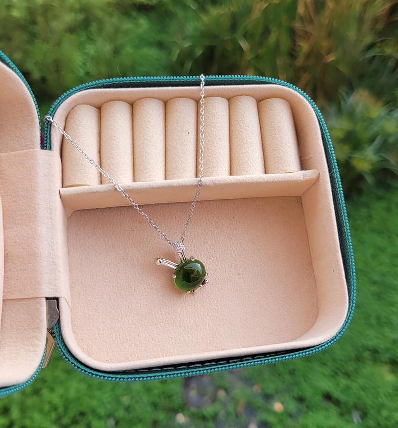 Green silver necklace  image