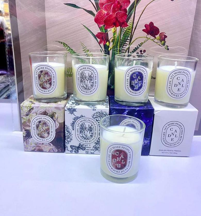 Botanical Sweet Scented Aromatherapy Candles  image