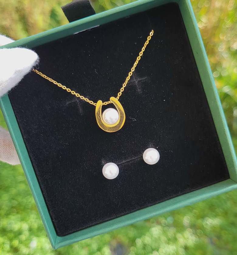 Albina pearl set image