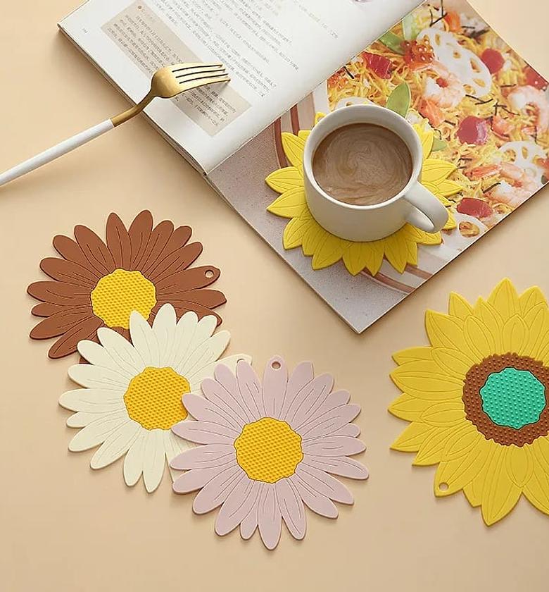  Silicone Coaster Kitchen Table Heat Resistant Anti-scalding Mats Size19×19cm Tablewear Placemats Table Decoration. image