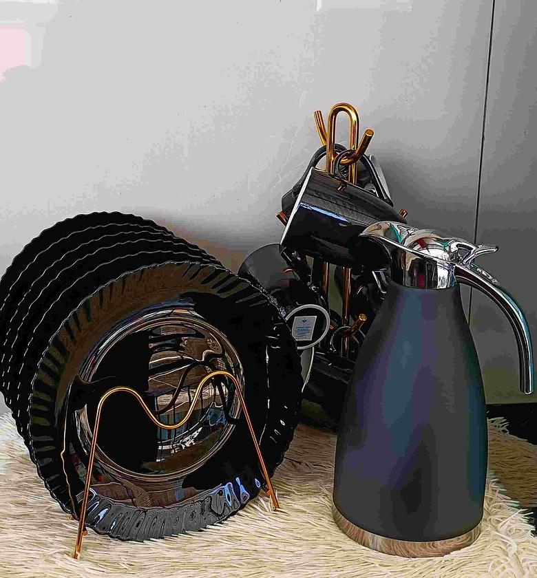 13 pcs Ceramic dinner set 6 plates 6 cups, 2Liter Unbreakable Flask image