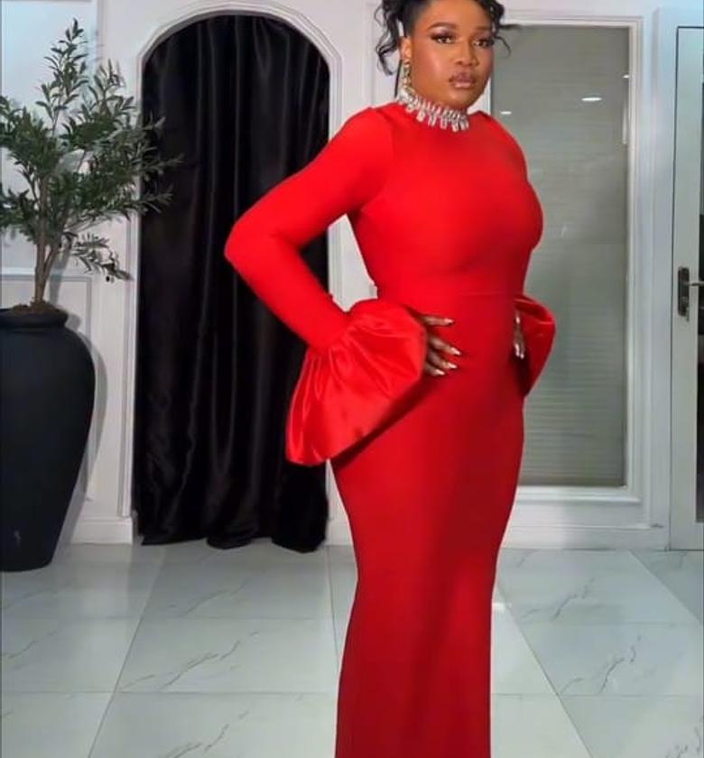 Ladies dinner and party dresses image