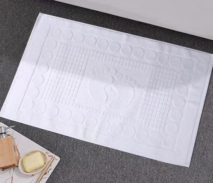 White absorbent bathmats image