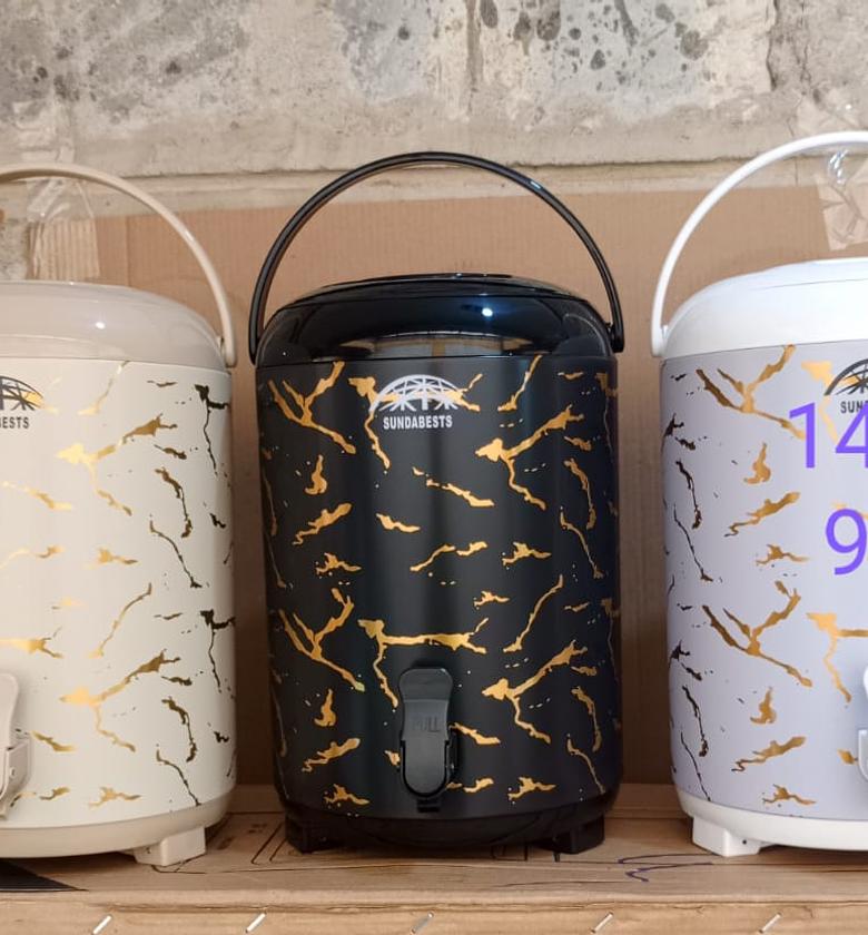 Marble teapot  image